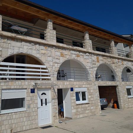 Apartman Senka Rogotin Apartment Bagian luar foto