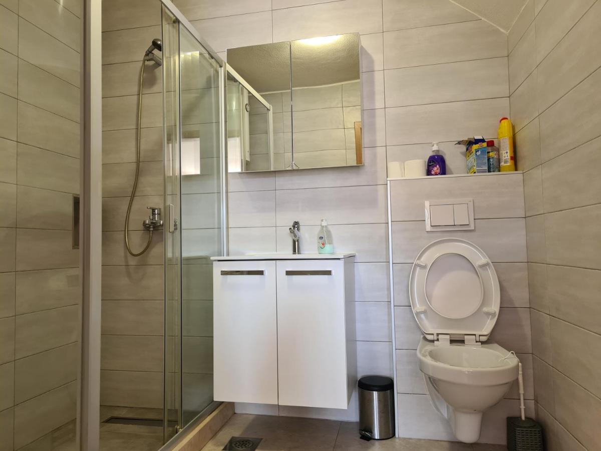 Apartman Senka Rogotin Apartment Bagian luar foto